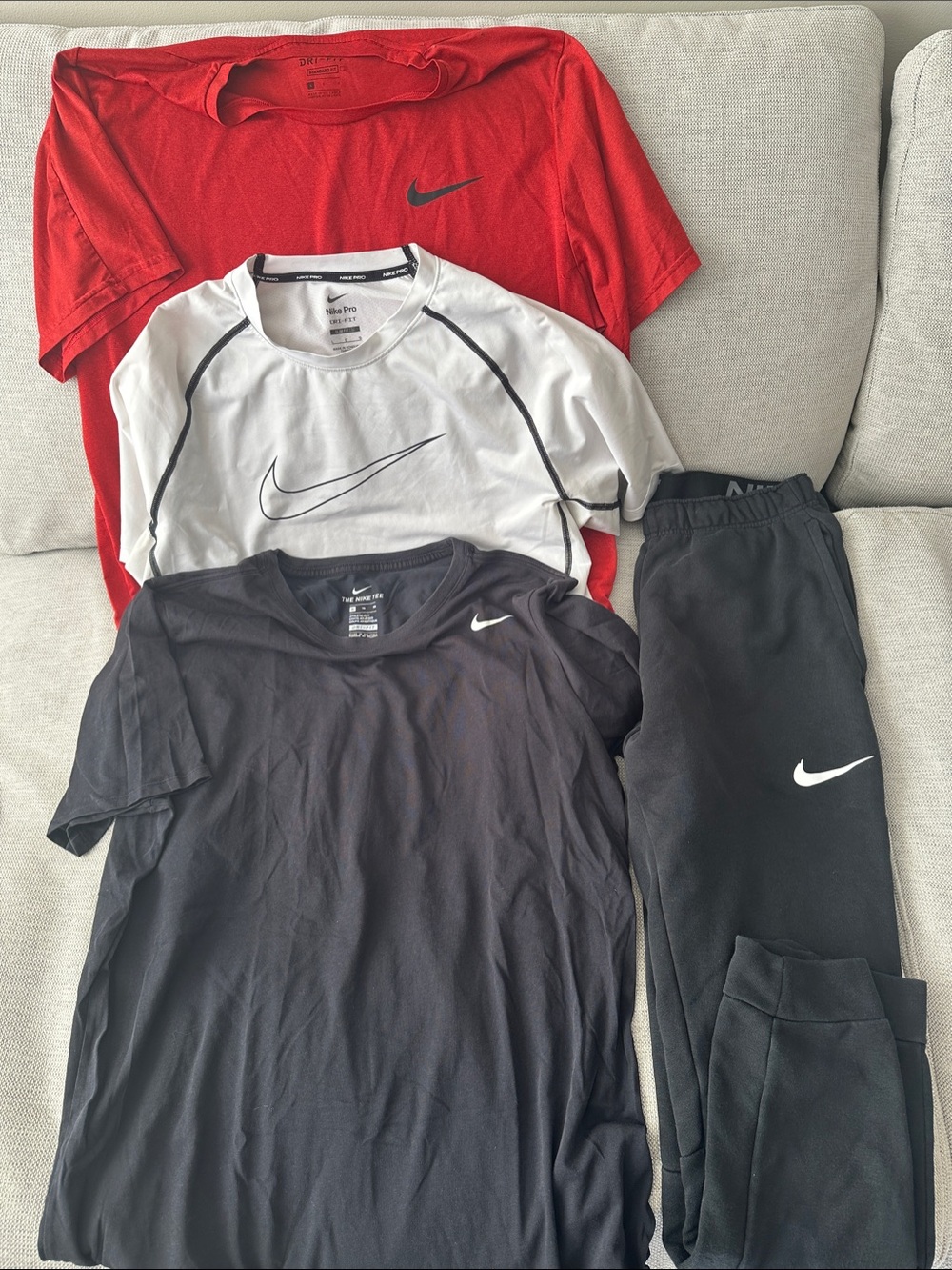 Nike Men’s bundle — tshirts, sweats
